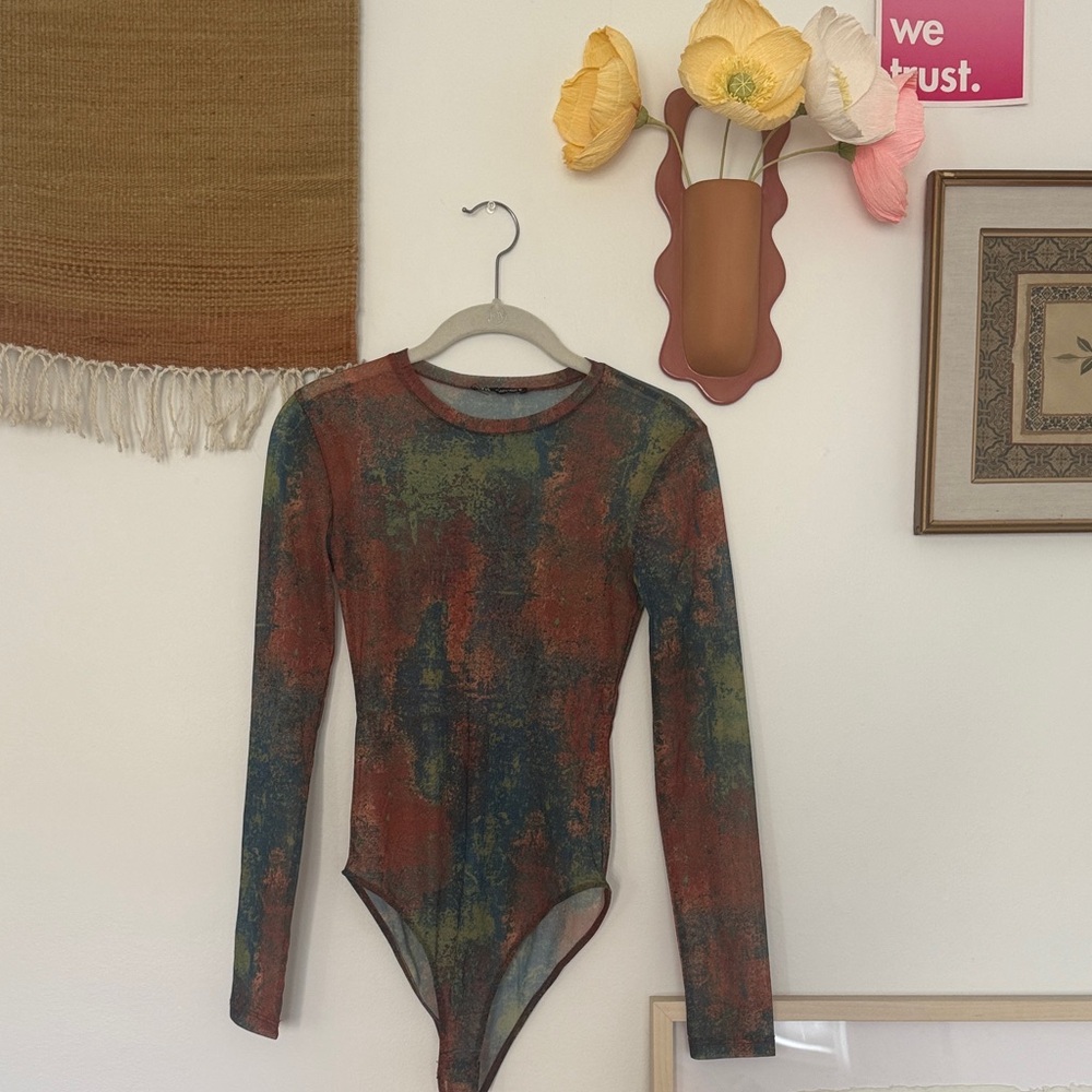 Zara Multicolor Abstract Print Long Sleeve Bodysuit